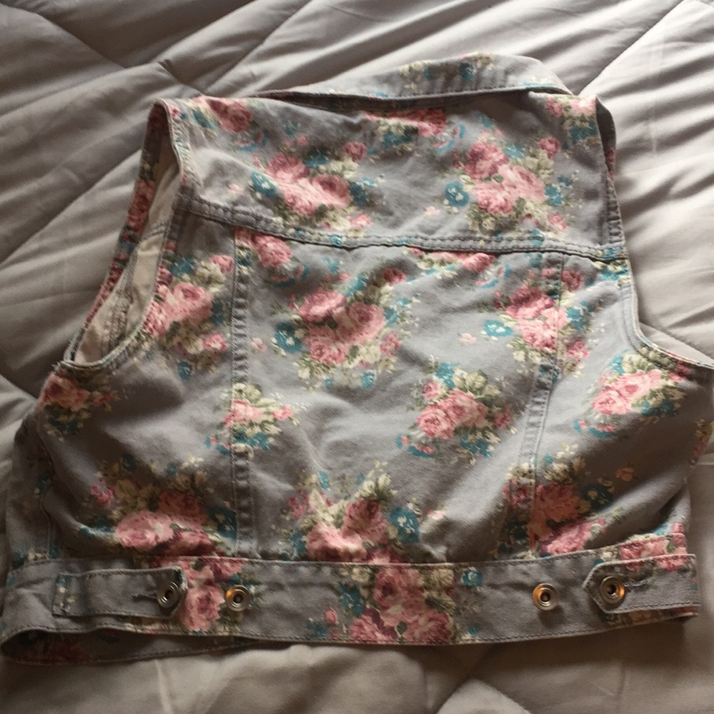 jean jacket - Picture 4 of 4